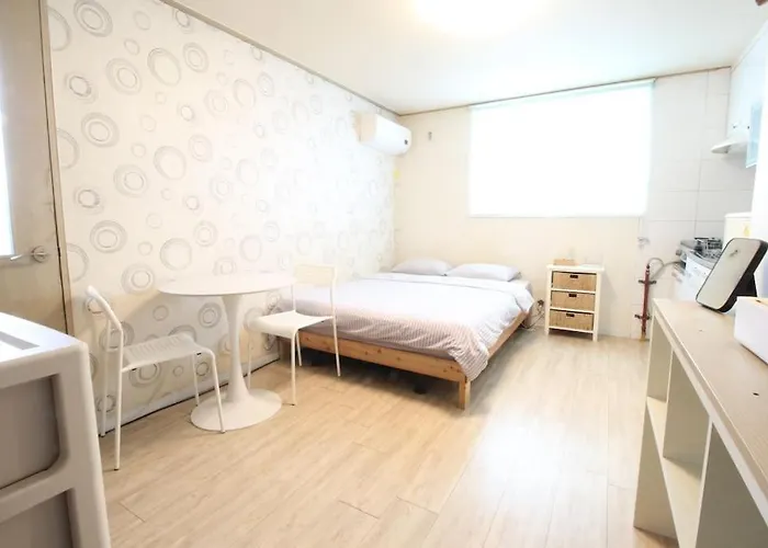 Cozy Home Between Konkuk Univ & Han River Park